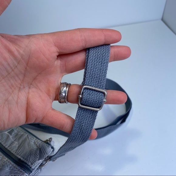 Hand.Made Grey & White Leaf Print Soft Crossbody Bag NWOT - Picture 4 of 11